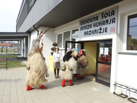 Občino Razkrižje obiskali kurenti 2019 17